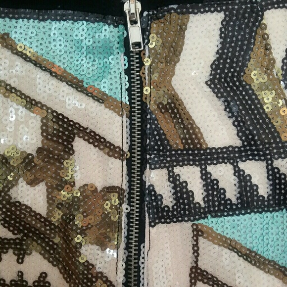 Lush Sequin Mini Skirt - Picture 3 of 7